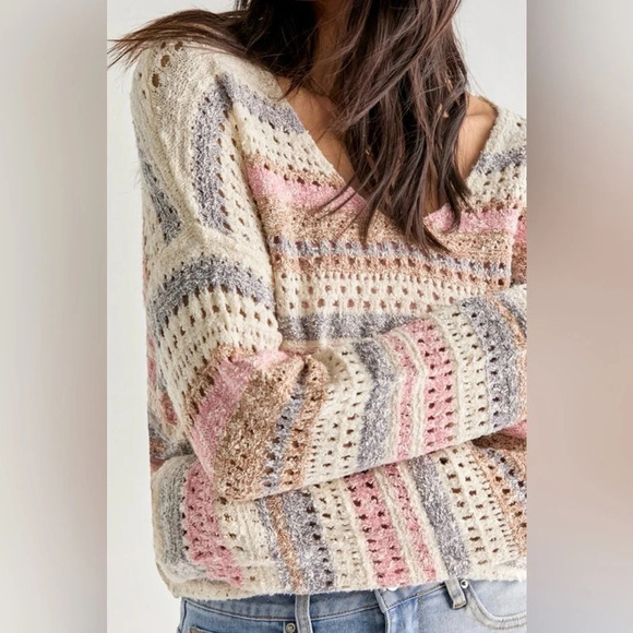 Francesca's Collection Candace Bucle Pointelle Pullover Sweater - Picture 1 of 5